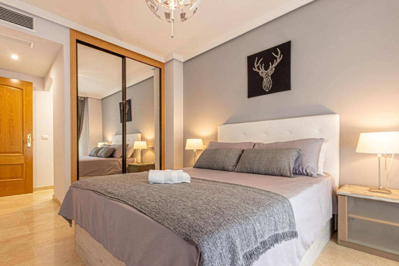 797 Rentals- Piso Con Amplia Terraza A Solo 1 Min De La Playa Lejlighed *