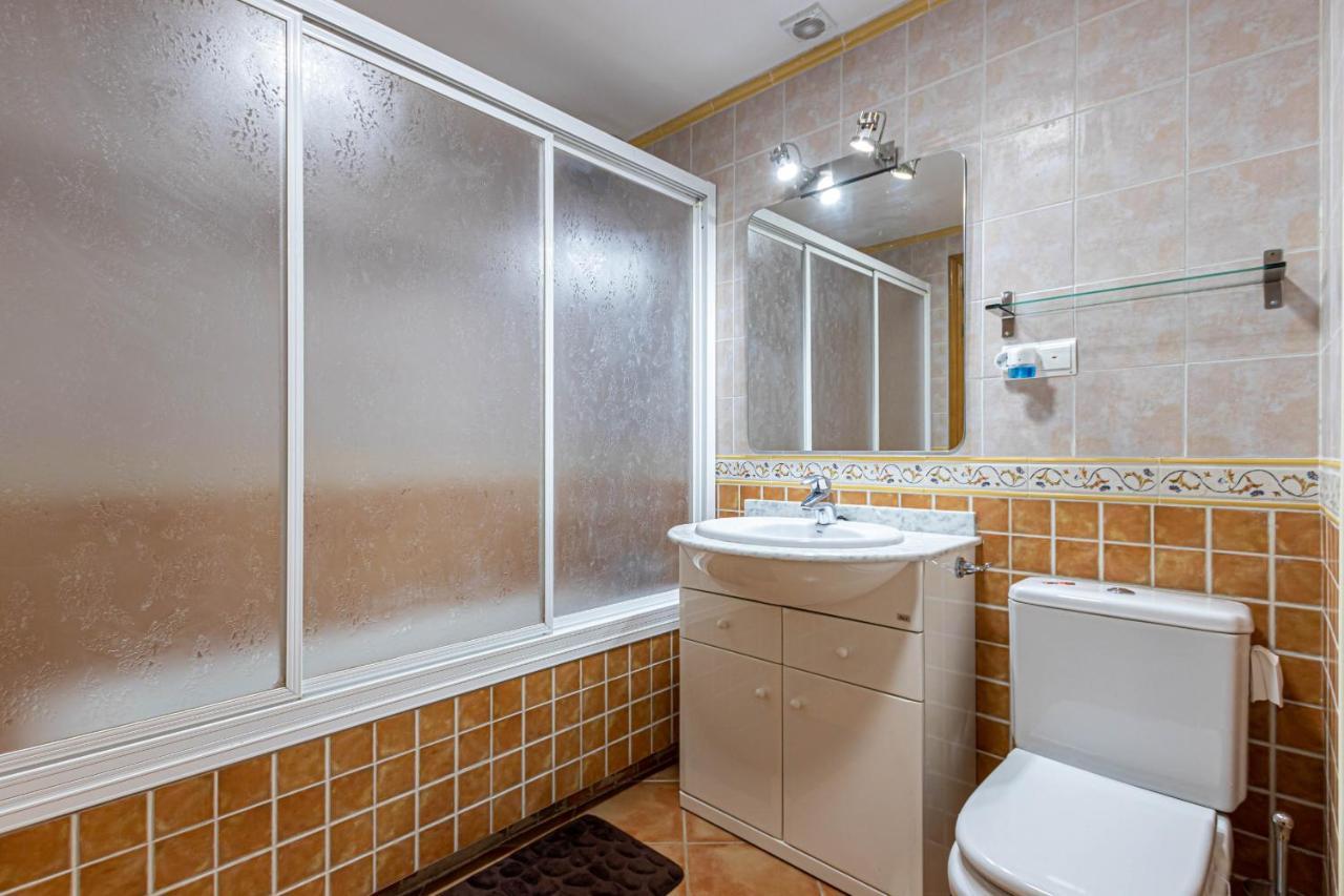797 Rentals- Piso Con Amplia Terraza A Solo 1 Min De La Playa * Benalmádena