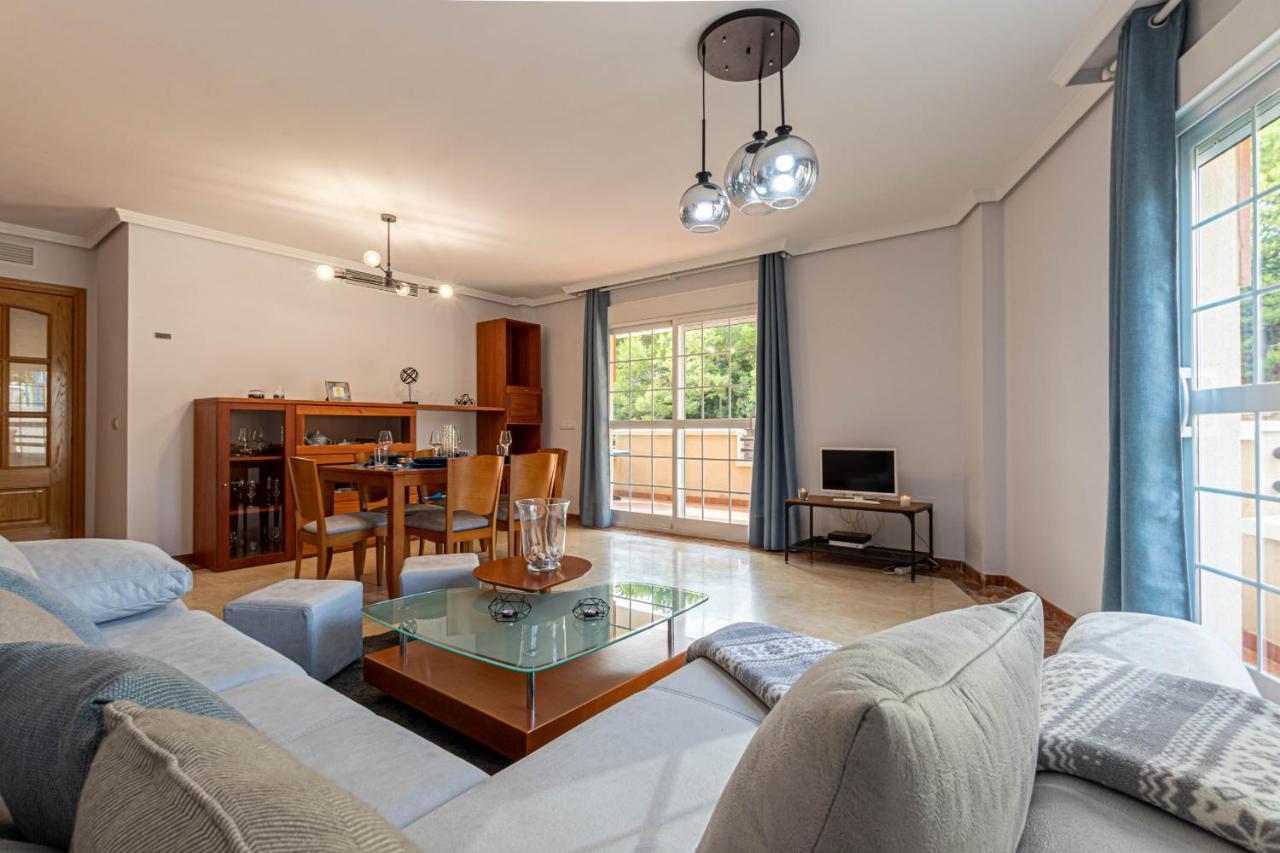 Apartamento 797 Rentals- Piso Con Amplia Terraza A Solo 1 Min De La Playa